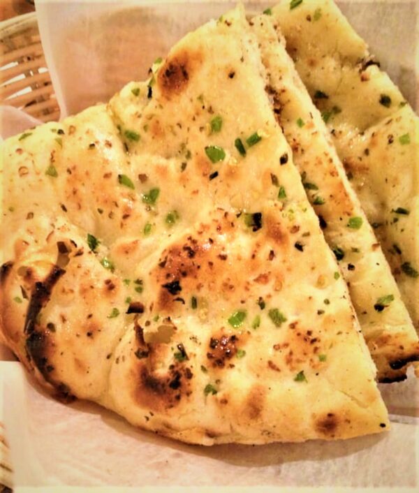 Chilli-Garlic-Naan-850x1000-600x706-1-min